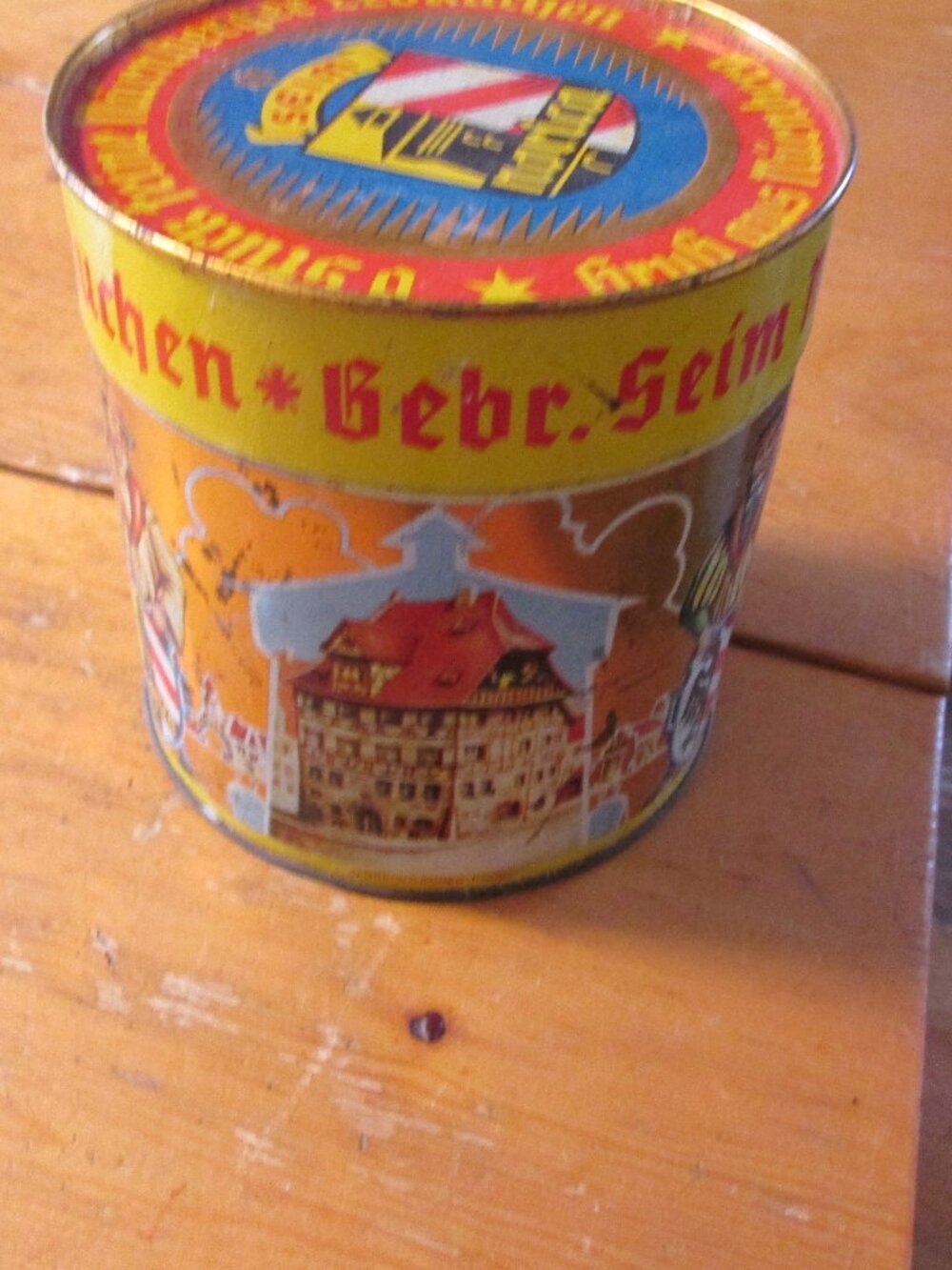 vtg German Norca Nurnberg Seim bisquit all over graphic tin